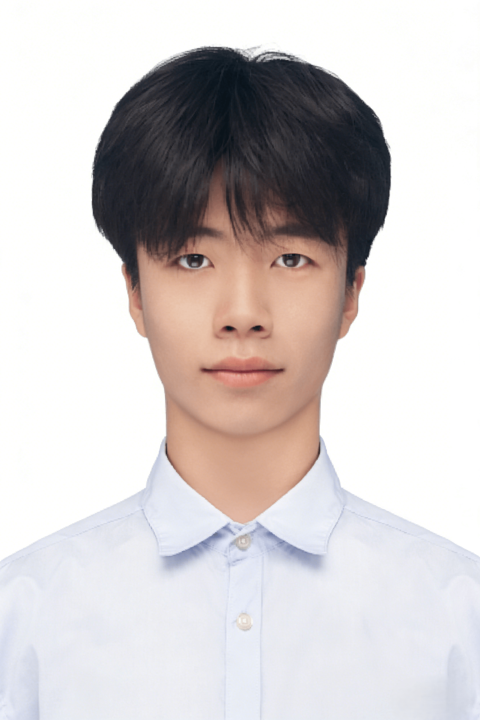 王宁梓龙 正装照片